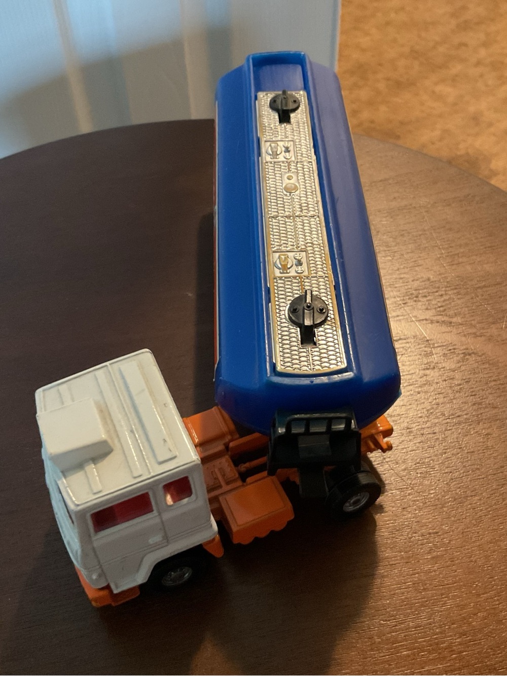 Gulf Branded Blue and Orange Toy Tanker Truck for Kids - Picture 3 of 12